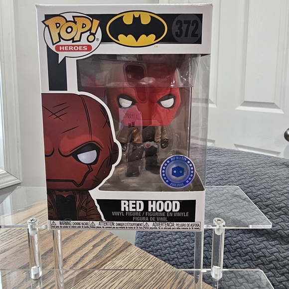 🌺Funko Pop! #372 Red Hood Vinyl Figure - Picture 1 of 3